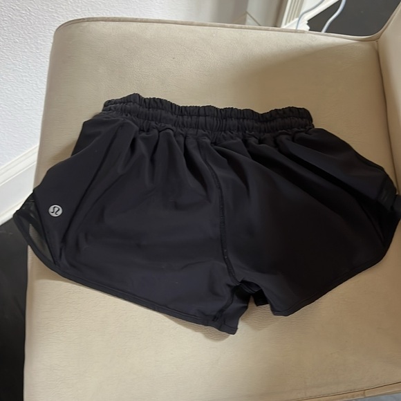 Lululemon black hotty hot shorts. Excellent used condition - Picture 5 of 8